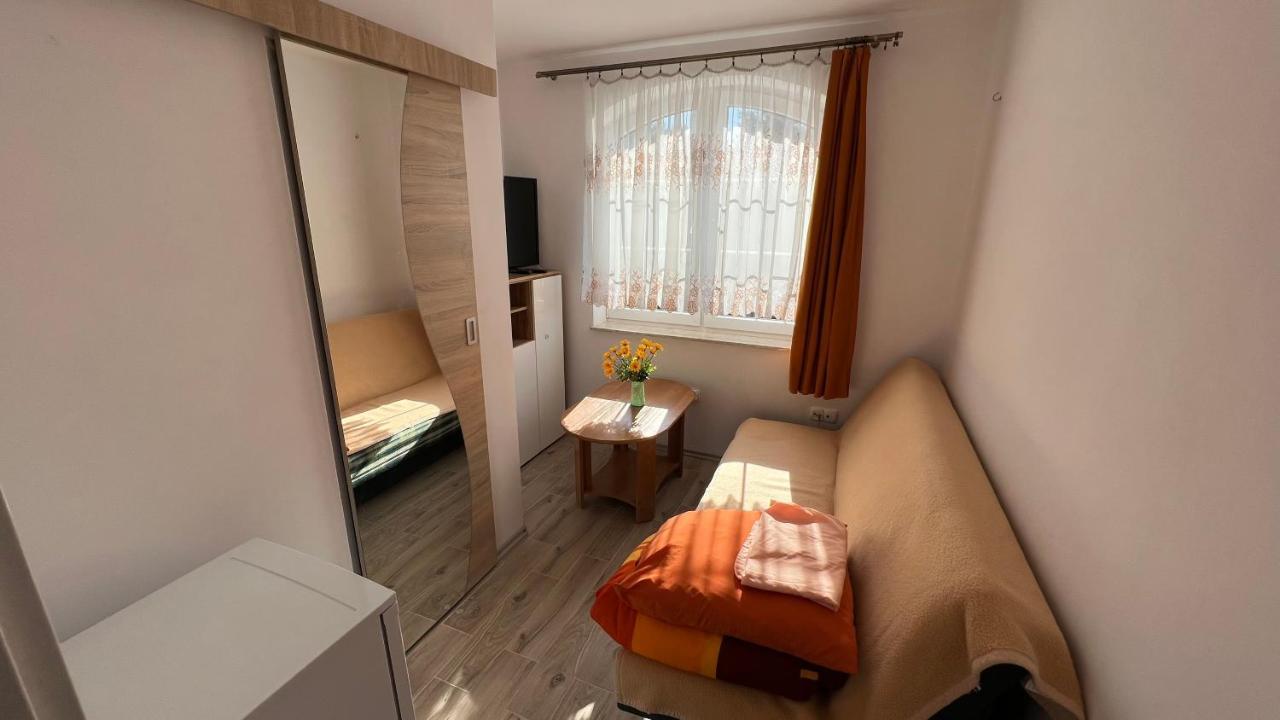 Przystan Bialogora Apartment Ngoại thất bức ảnh